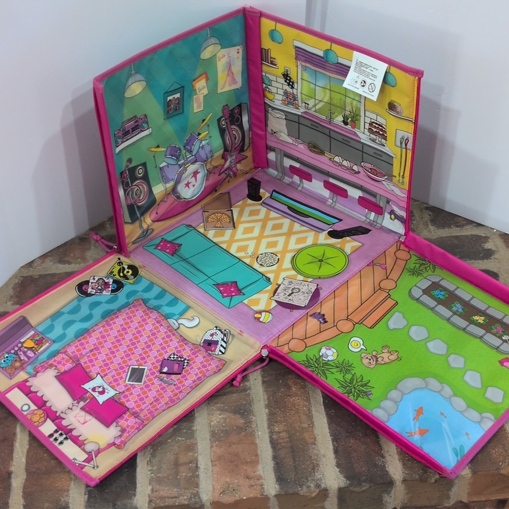 Malibu Barbie Swimming Action Doll And Barbie Organizing Cube - Picture 9 of 15